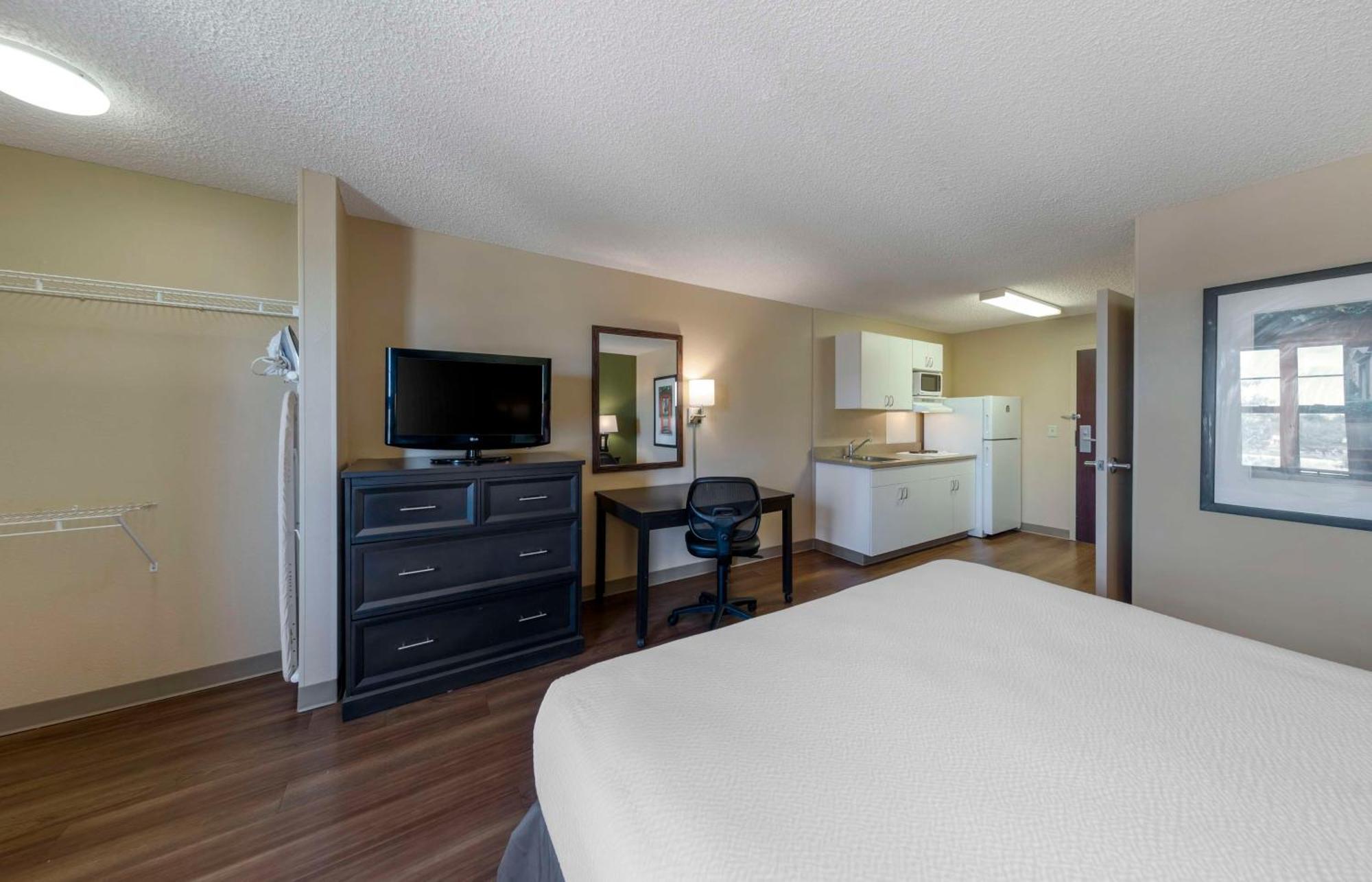 Extended Stay America Suites - Orange County - Katella Ave Exterior foto